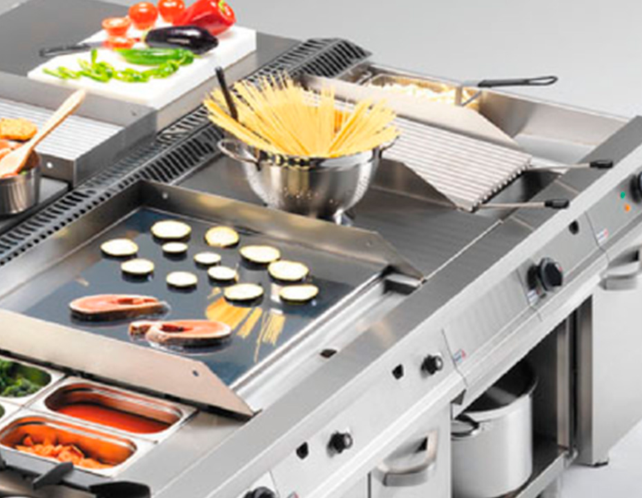 Procedure for cleaning restaurant hot plate